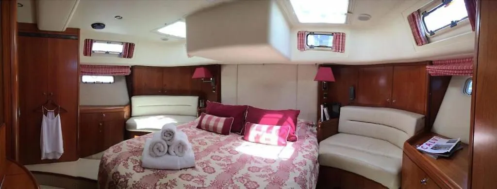 Botel Barco De Lujo En Palma Hotel Spain