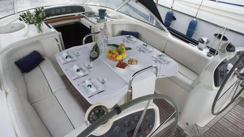 Hotel Barco De Lujo En Palma 0*, PMI